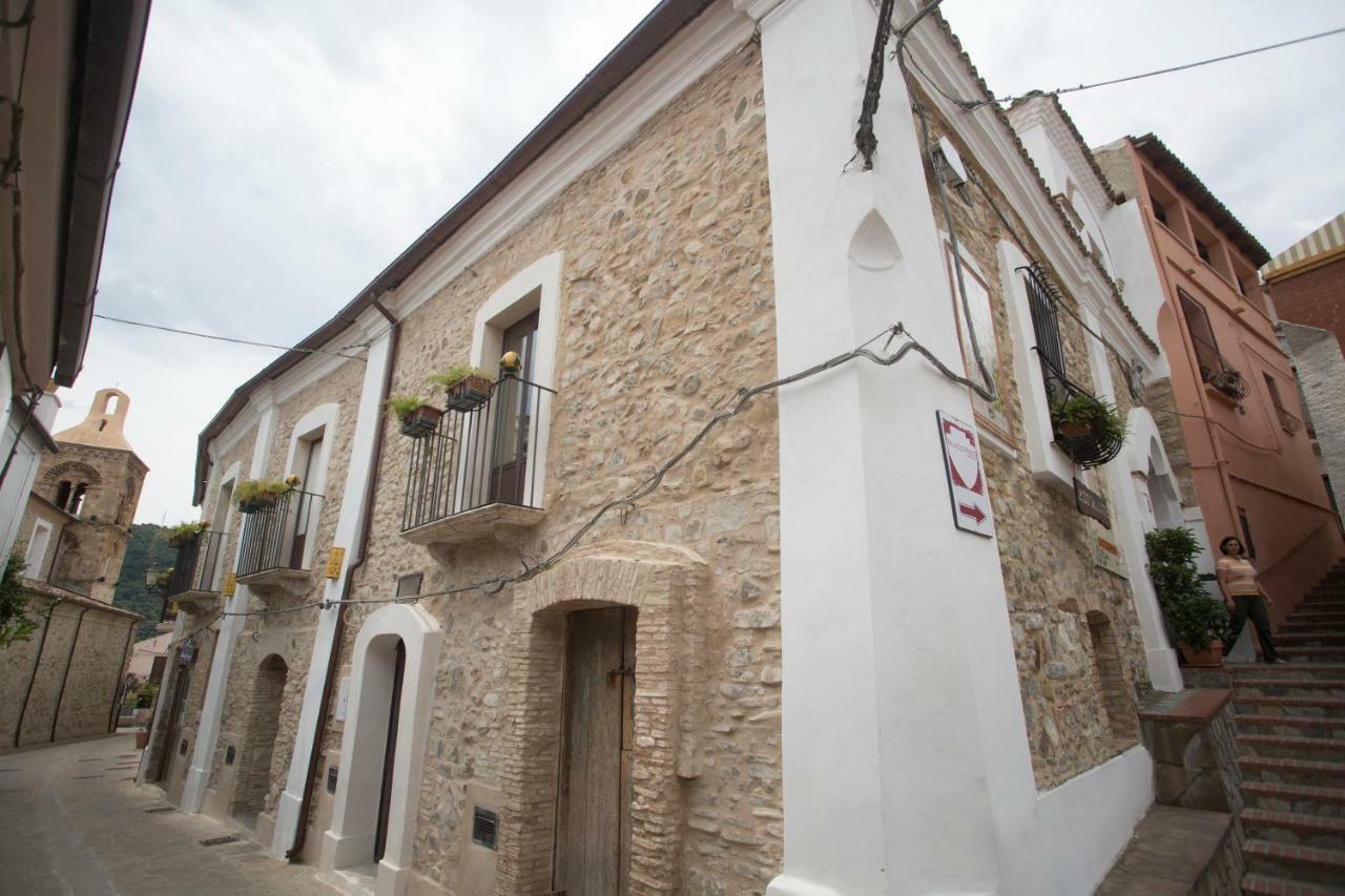 La Casa Incantata Рока Империале Екстериор снимка
